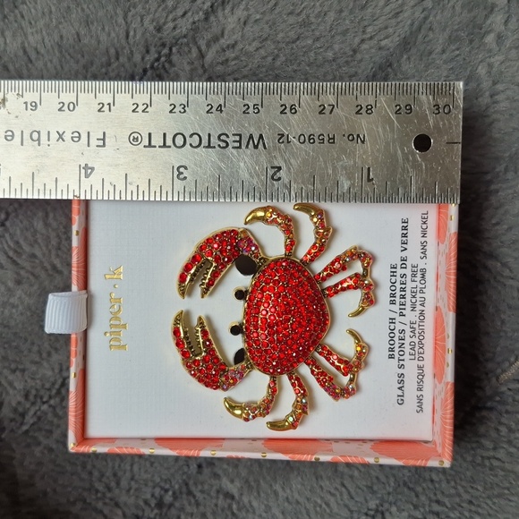 Piper K Crab Brooch Bejeweled With Glass Stones! NIB! - Picture 4 of 9